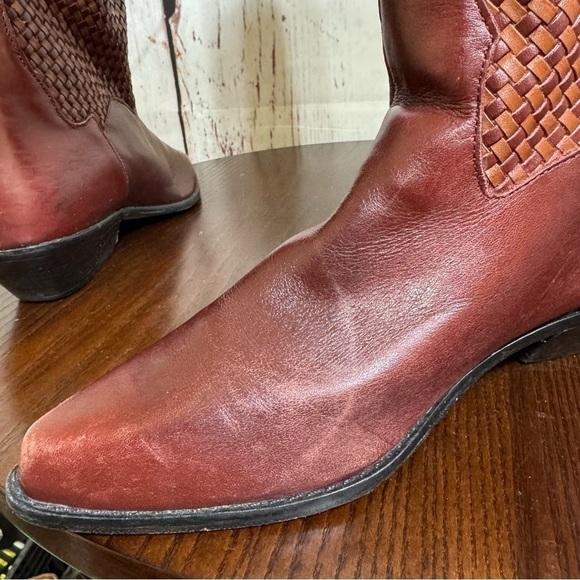 DINGO brown woven leather pointy women’s western boots Music Fest Ready! 9.5 GUC - Picture 10 of 16